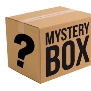 MINI MYSTERY BEAUTY BOX
